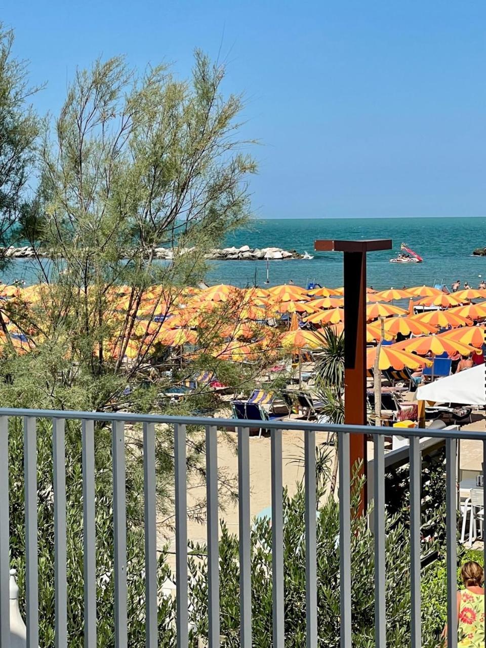 Villa Le Agavi Luxory Beach Surfhouse Bellaria-Igea Marina Exterior foto